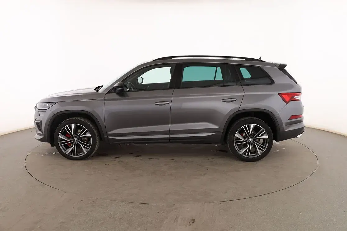Usado Skoda Kodiaq RS 245 CV (180 kW) 2023 Gris SUV