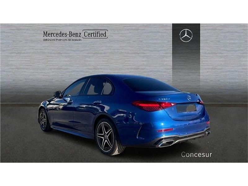 Usado Mercedes C220 200 CV (147 kW) 2023 Azul Berlina