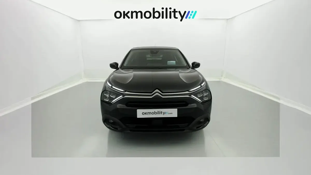 Usado Citroën C4 Shine 130 CV (95 kW) 2023 Negro perla nera SUV