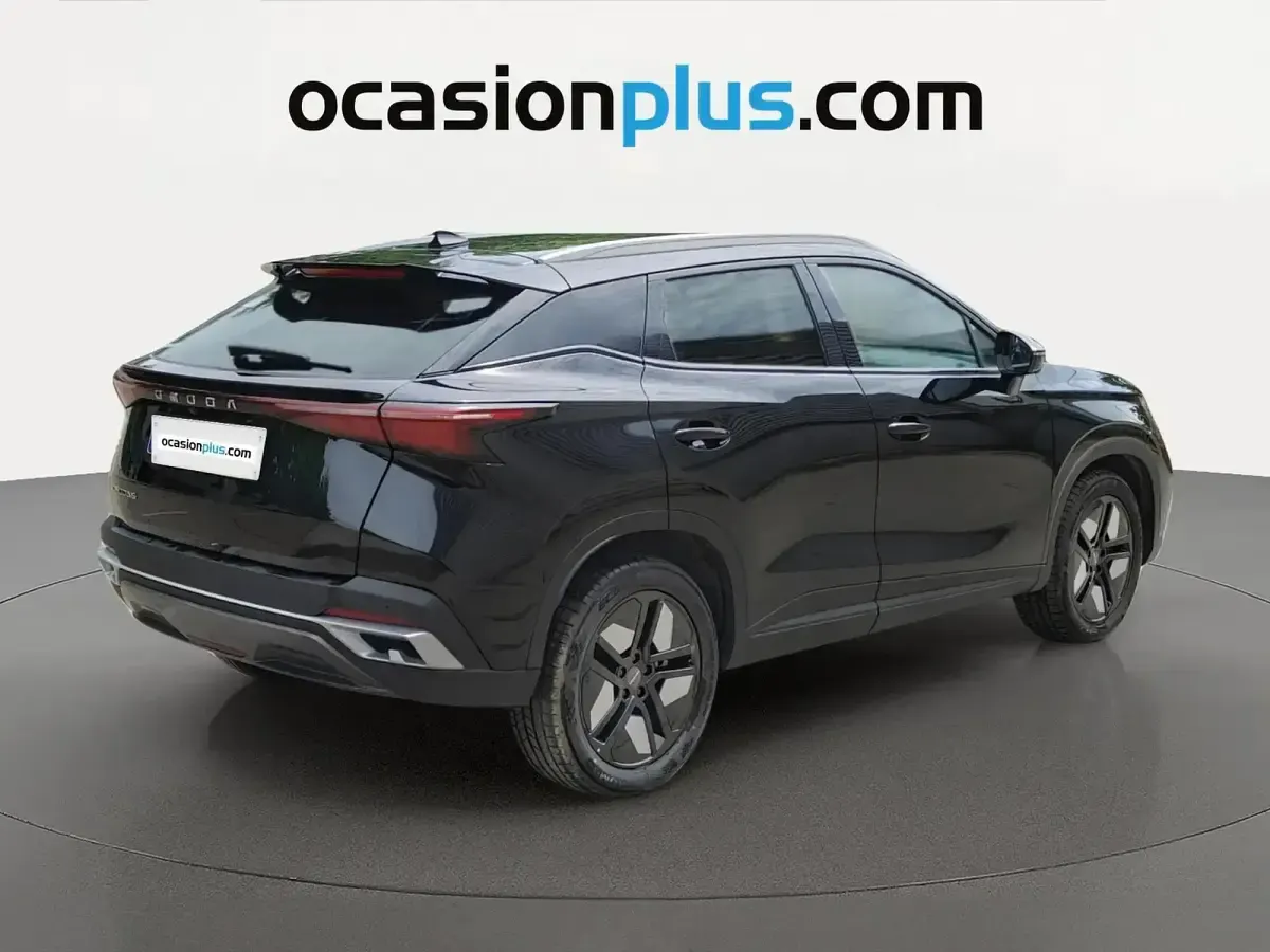 Usado Omoda 5 147 CV (108 kW) 2025 Negro SUV