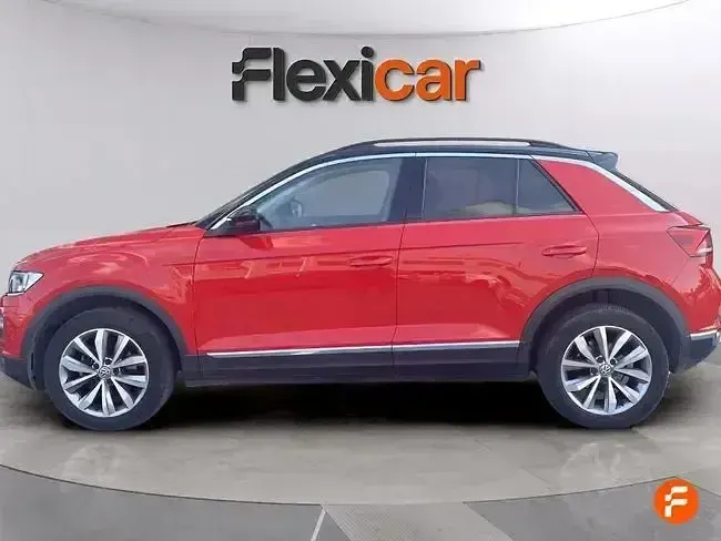 Begagnad VW T-Roc Advance 150 HK (110 kW) 2018 Röd SUV