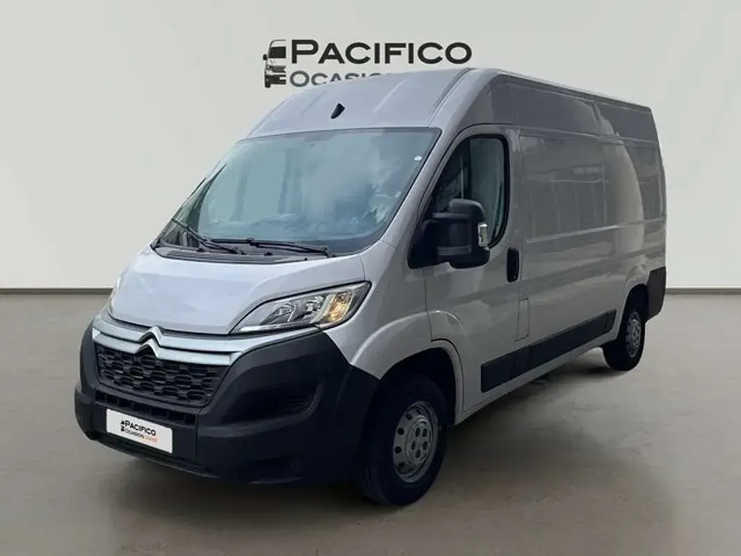 Usado Citroën Jumper 120 CV (88 kW) 2021 Blanco Monovolumen