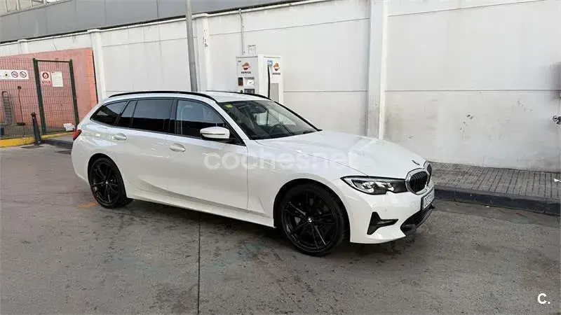Usado BMW 330 258 CV (189 kW) 2019 Blanco Familiar