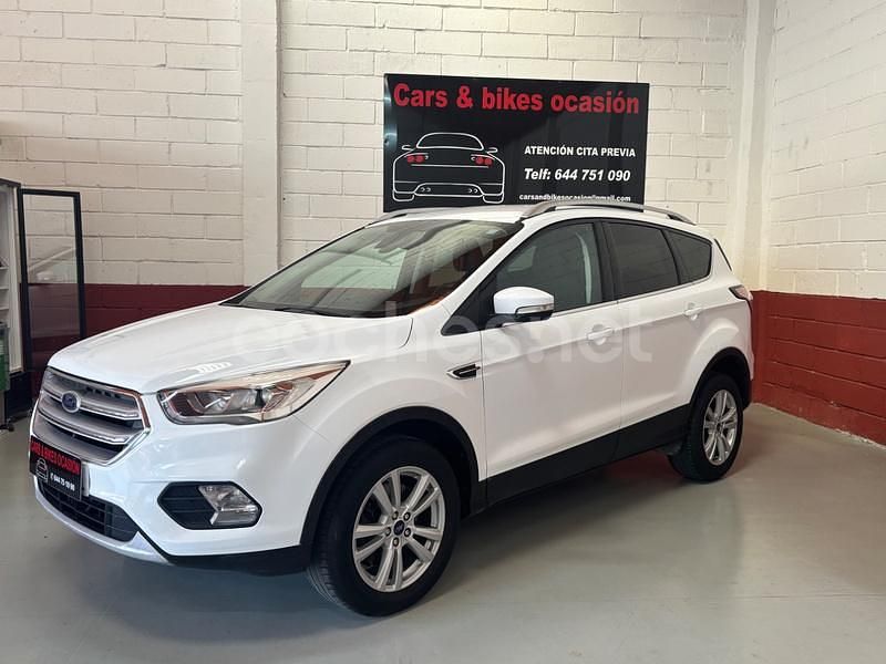 Blanco Usado 2018 Ford Kuga Trend SUV | 11.990 € (Precio justo) - Imagen 1/4