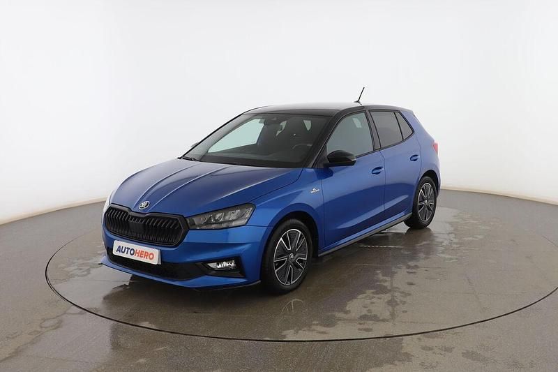Usado Skoda Fabia Monte Carlo 150 CV (110 kW) 2023 Azul Berlina