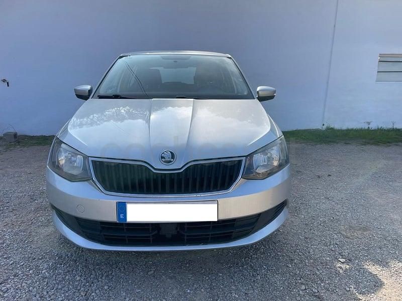 Usado Skoda Fabia Active 75 CV (55 kW) 2016 Gris / plata Berlina