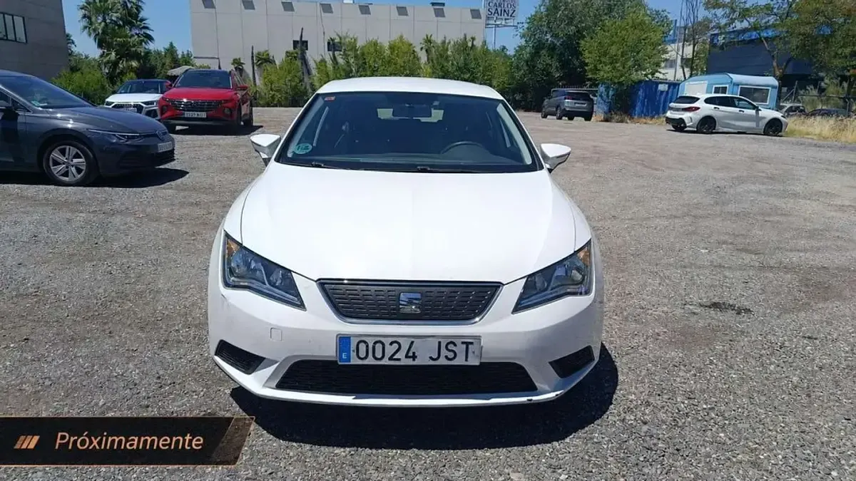 Usado Seat Leon ST Reference 110 CV (80 kW) 2015 Blanco Familiar