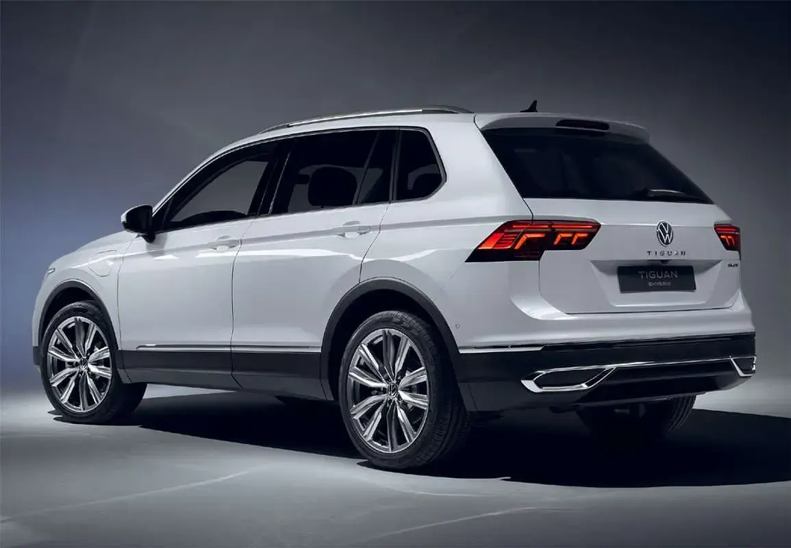 Usado VW Tiguan Life 150 CV (110 kW) 2022 Blanco SUV