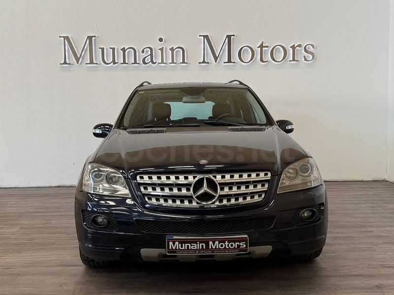 Usado Mercedes ML320 224 CV (164 kW) 2007 Azul SUV