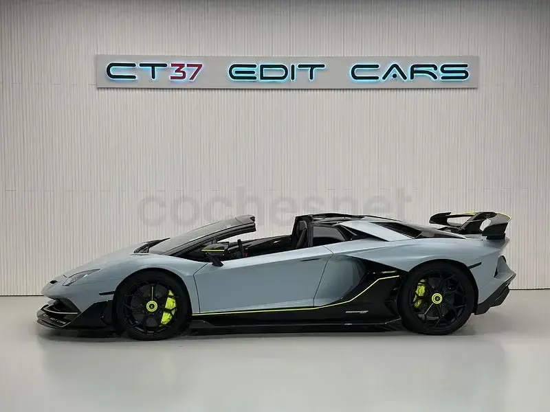 Usado Lamborghini Aventador 2020 Gris Descapotable