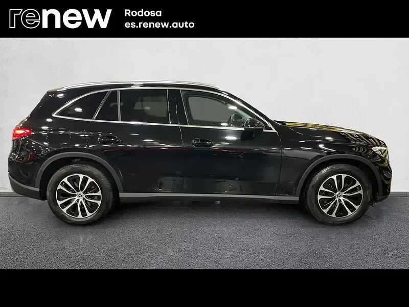 Używany Mercedes GLC220 197 KM (144 kW) 2023 Czarny Kombi