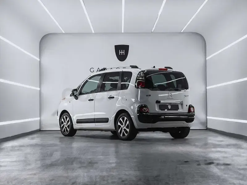 Usado Citroën C3 Picasso Seduction 95 CV (69 kW) 2014 Blanco Monovolumen