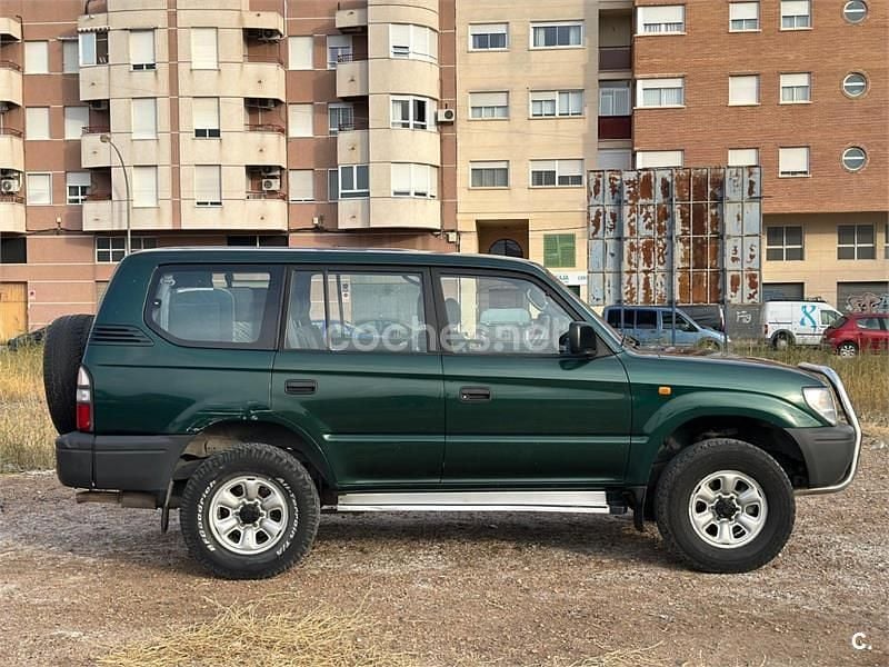 Verde Usado 1998 Toyota Land Cruiser SUV | 14.420 € (Precio justo) - Imagen 1/4