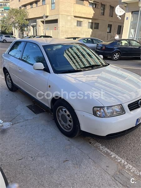 Usado Audi A3 Ambition 125 CV (91 kW) 1997 Blanco Berlina