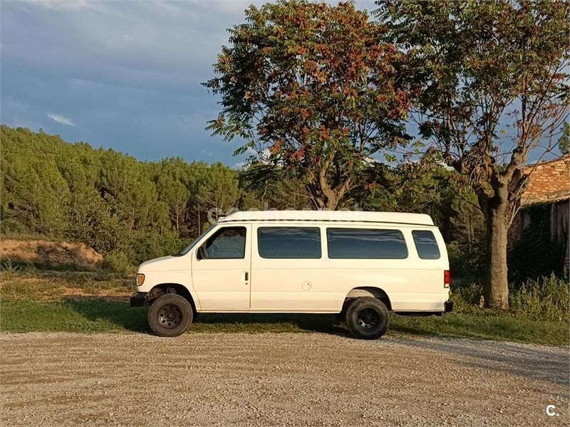Usado Ford Transit 120 CV (88 kW) 1992 Blanco Familiar