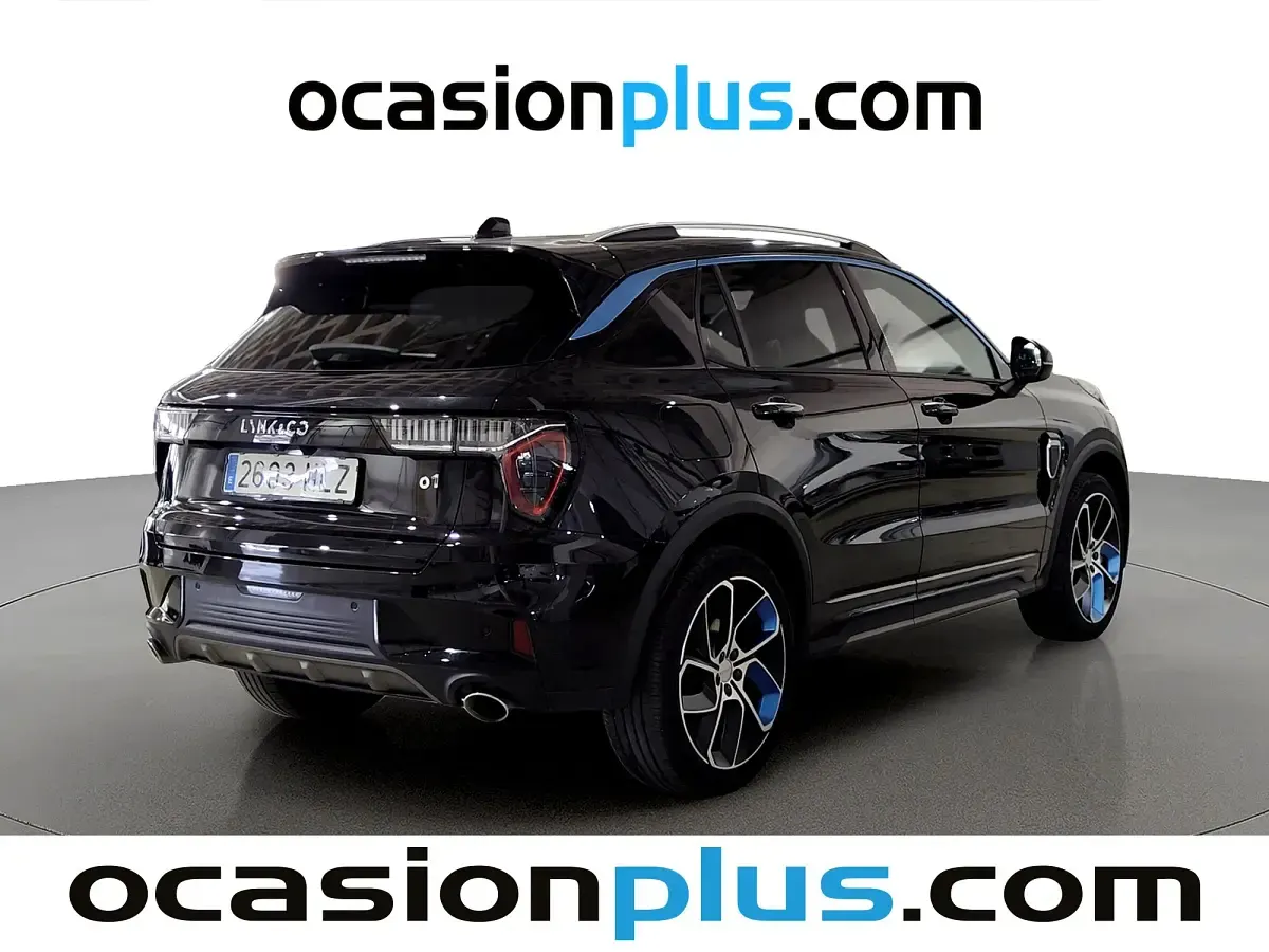 Usado Lynk & Co 01 261 CV (191 kW) 2023 Negro SUV
