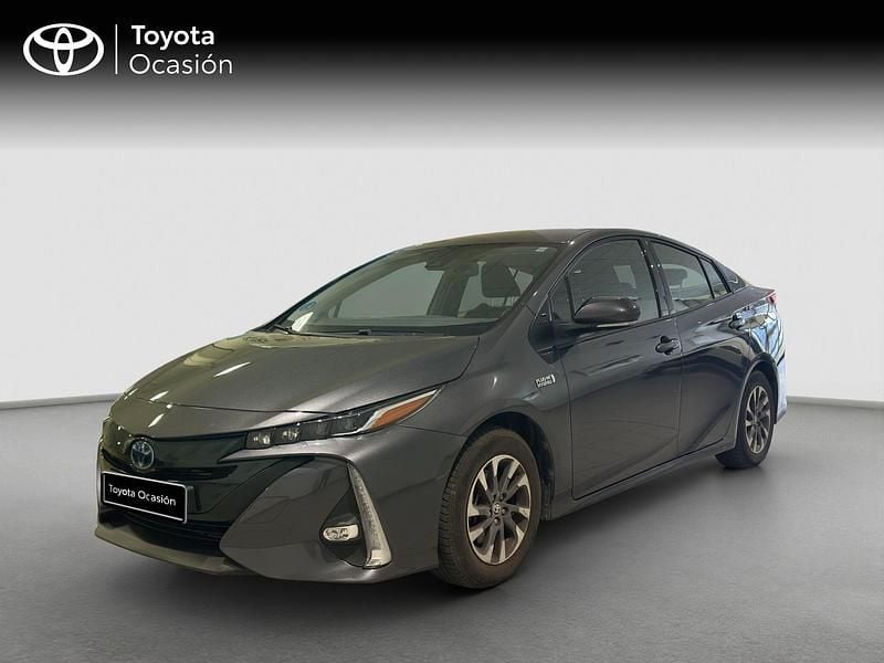 Usado Toyota Prius Advance 122 CV (89 kW) 2021 Gris / plata Utilitario
