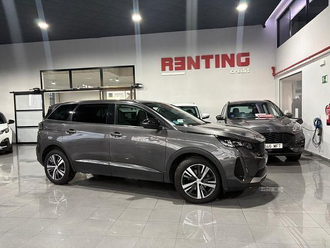 Usado Peugeot 5008 Allure 130 CV (95 kW) 2022 Gris SUV