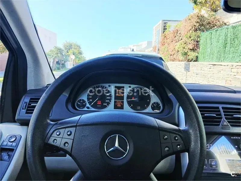 Usado Mercedes B150 95 CV (69 kW) 2008 Negro Monovolumen