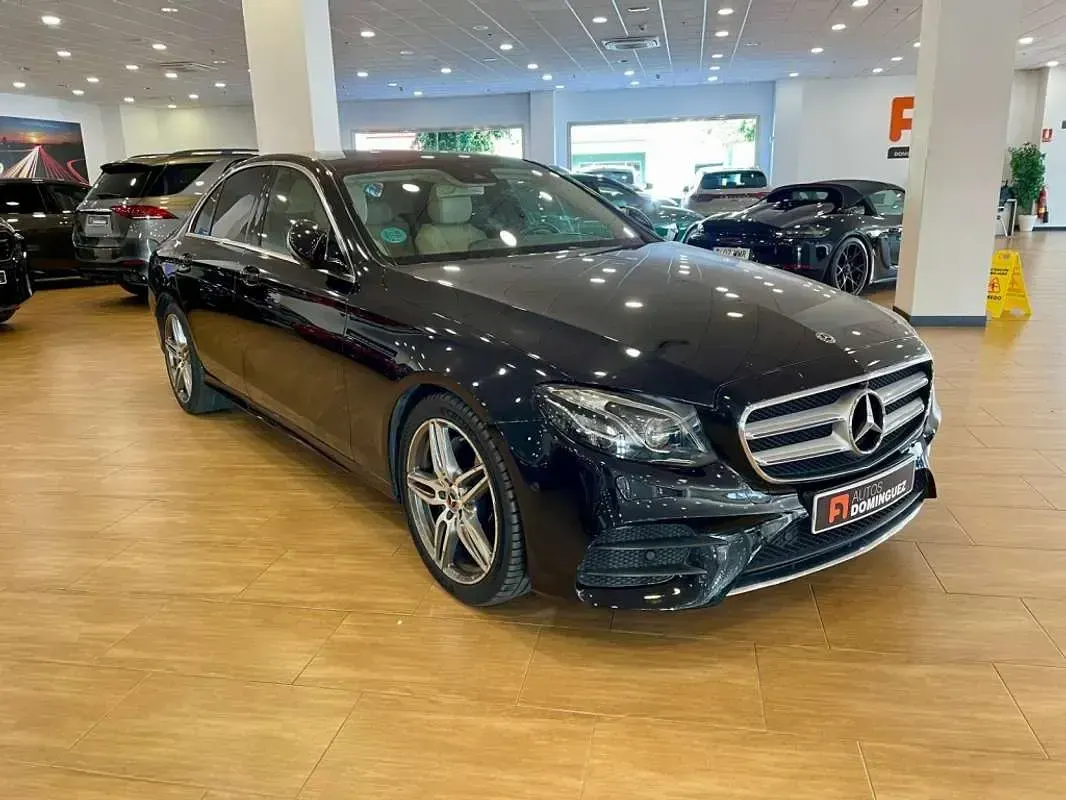 Usado Mercedes E220 194 CV (142 kW) 2019 Negro Berlina