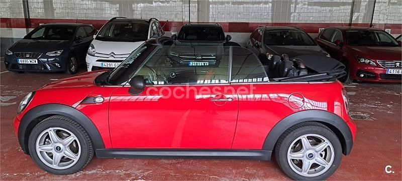 Usado Mini One Cabriolet 90 CV (66 kW) 2010 Rojo Descapotable