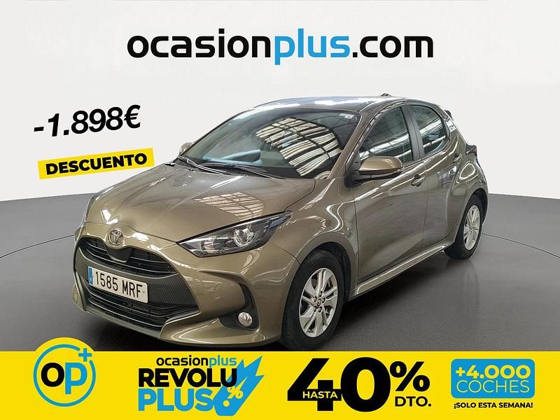 Usado Toyota Yaris Edition 125 CV (91 kW) 2024 Marrón Utilitario