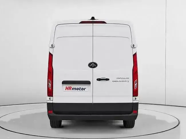 Usado Maxus eDeliver 3 150 kW (204 CV) 2023 Blanco Van
