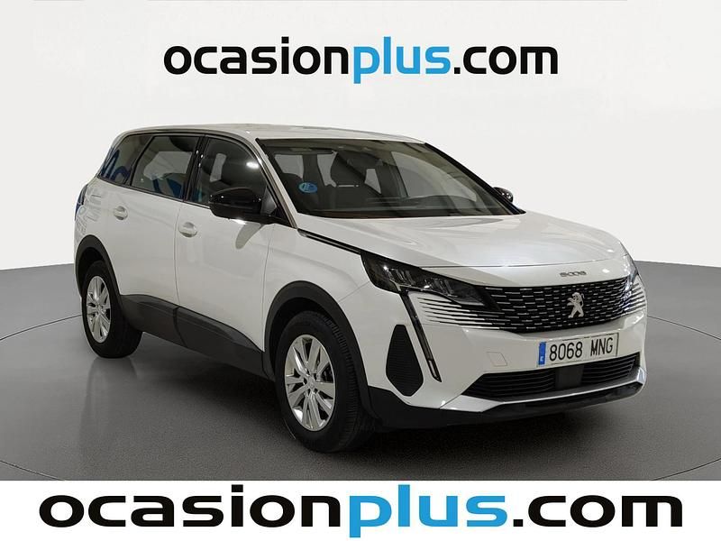 Usado Peugeot 5008 Active 136 CV (100 kW) 2024 Blanco SUV