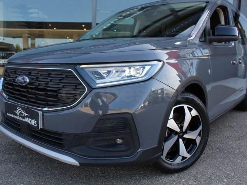 Usado Ford Grand Tourneo Connect Active 122 CV (89 kW) 2023 Gris / plata Monovolumen