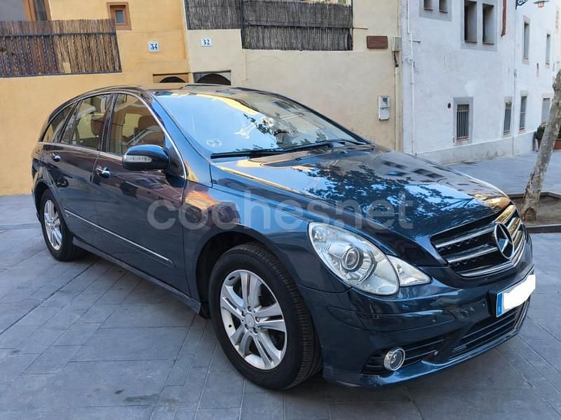 Usado Mercedes R280 190 CV (139 kW) 2009 Azul Monovolumen
