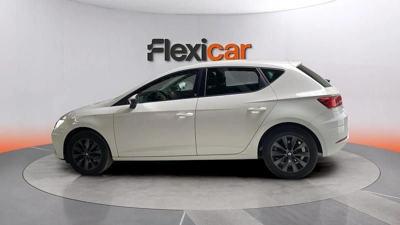 Usado Seat Leon Style 130 HP (95 kW) 2019 Branco Sedan