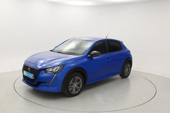 Usado Peugeot e-208 Allure 100 kW (136 CV) 2023 Utilitario