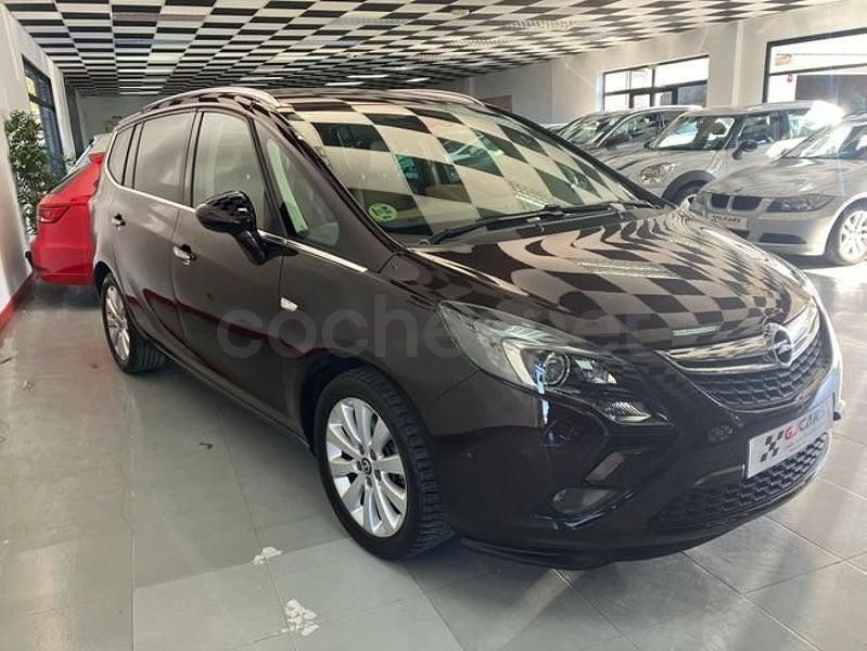 Usado Opel Zafira Tourer Excellence 165 CV (121 kW) 2012 Marrón Monovolumen