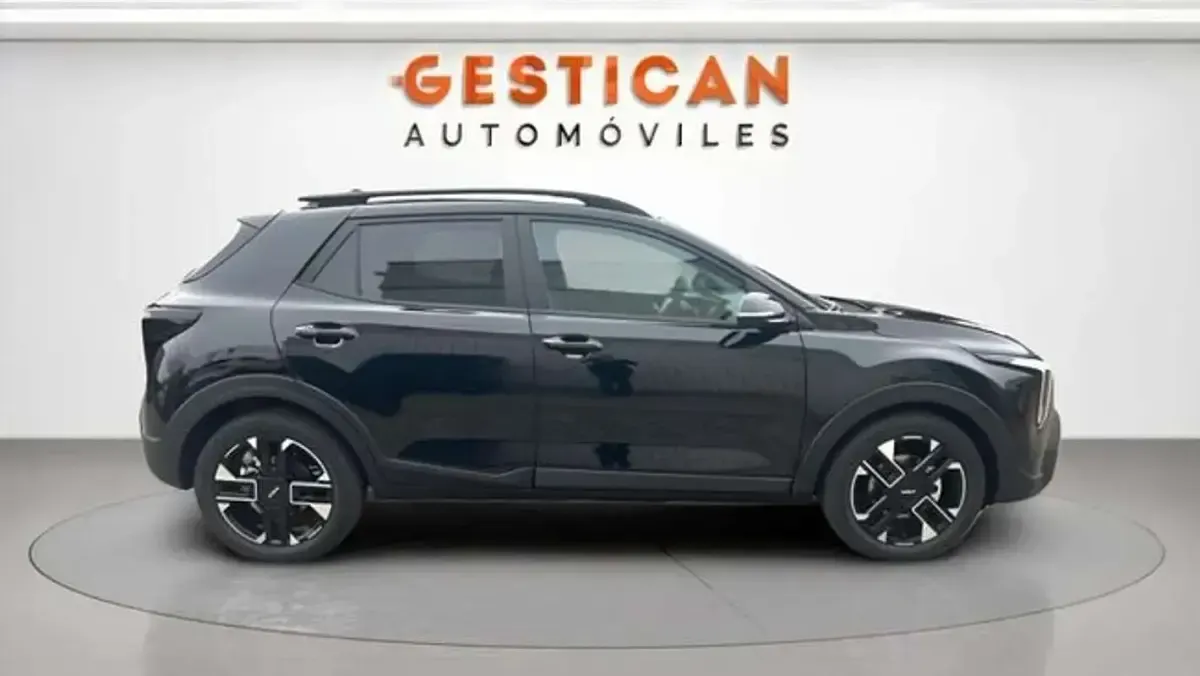 Nuevo Kia Stonic GT-Line 101 CV (74 kW) 2026 Negro SUV