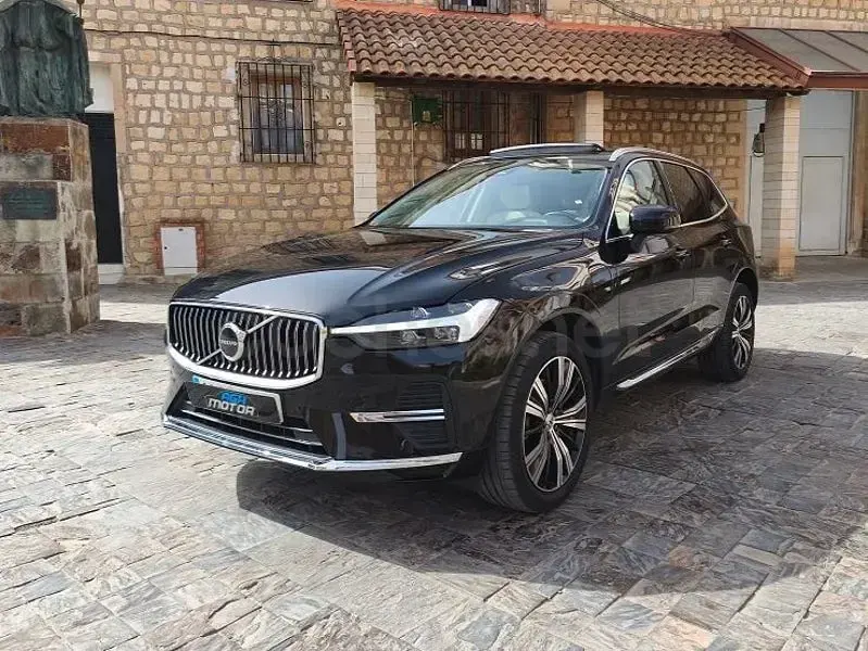 Usado Volvo XC60 Inscription 350 CV (257 kW) 2021 Negro SUV