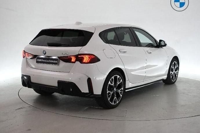 Usado BMW 120 Comfort Edition 163 CV (119 kW) 2025 Utilitario