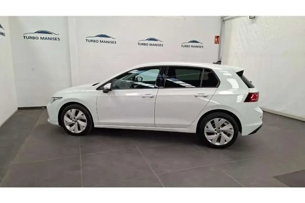 Usado VW Golf VIII 116 CV (85 kW) 2025 Blanco Utilitario