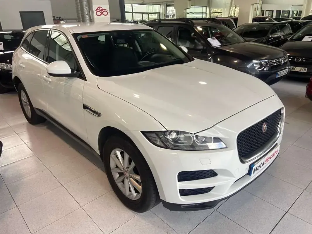 Usado Jaguar F-Pace Pure 180 CV (132 kW) 2016 Blanco SUV