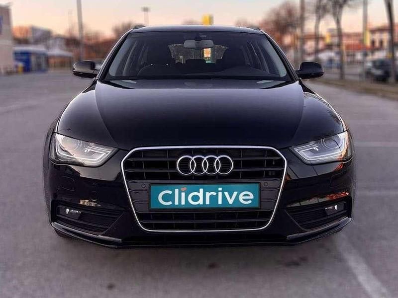 Usado Audi A4 Premium 150 CV (110 kW) 2013 Negro Familiar