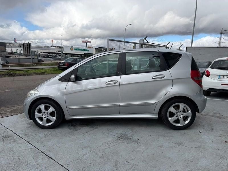 Usado Mercedes A150 Avantgarde 95 CV (69 kW) 2007 Gris / plata Monovolumen