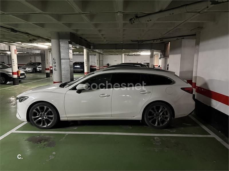 Usado Mazda 6 Luxury 150 CV (110 kW) 2015 Blanco Familiar