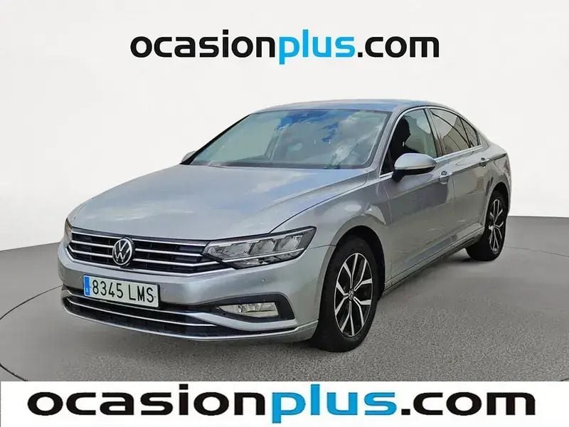 Gris plata Usado 2021 VW Passat Executive Berlina | 20.819 € (Precio justo) - Imagen 1/4