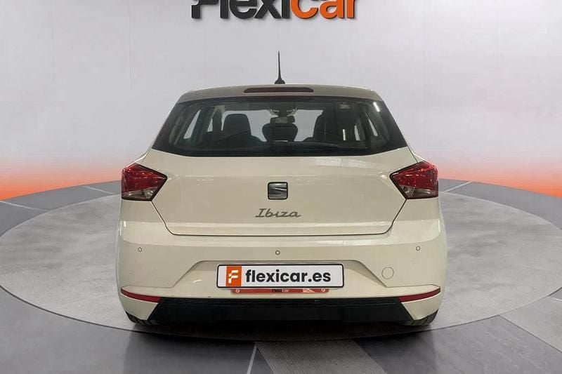 Usado Seat Ibiza Reference 80 CV (58 kW) 2021 Blanco Utilitario
