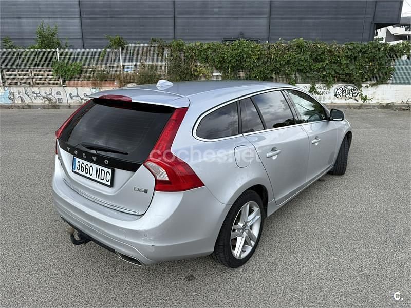 Usado Volvo V60 285 CV (209 kW) 2015 Gris / plata Familiar