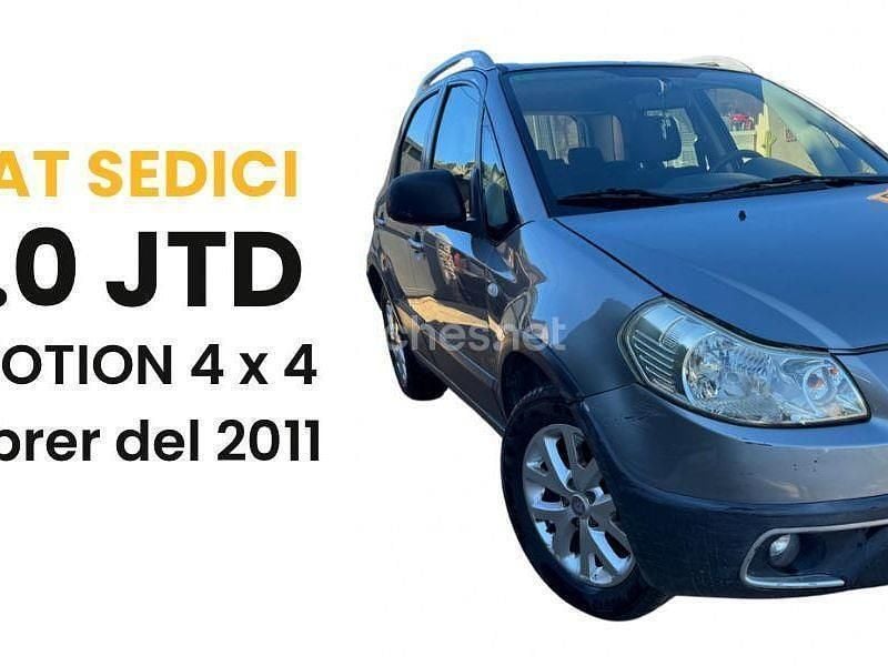Gris / plata Usado 2011 Fiat Sedici Emotion SUV | 6000 € - Imagen 1/4