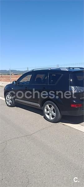 Usado Mitsubishi Outlander Intense+ 140 CV (102 kW) 2007 Negro SUV