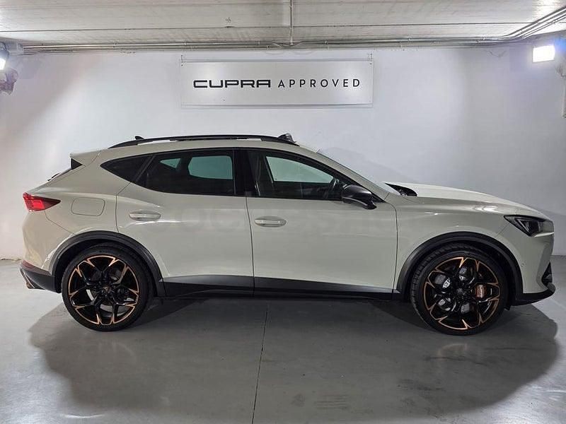 Usado Cupra Formentor VZ 390 CV (286 kW) 2023 Gris / plata SUV