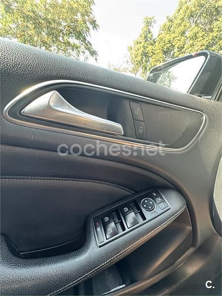 Brugt Mercedes B180 109 HK (80 kW) 2012 Sort MPV