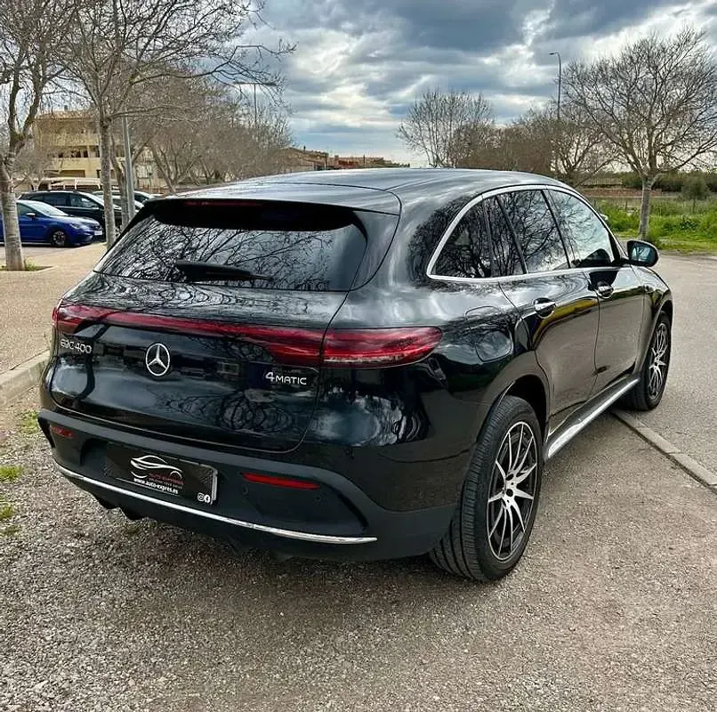 Usado Mercedes EQC400 300 kW (408 CV) 2021 Negro SUV