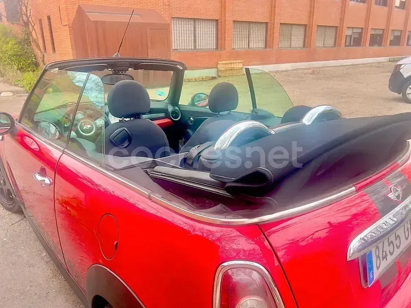 Usado Mini Cooper Cabriolet 120 CV (88 kW) 2009 Rojo Descapotable
